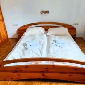 Familiennest klein - Schlafzimmer-verkleinert.jpg